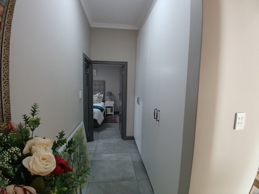 2 Bedroom Property for Sale in Hartenbos Central Western Cape